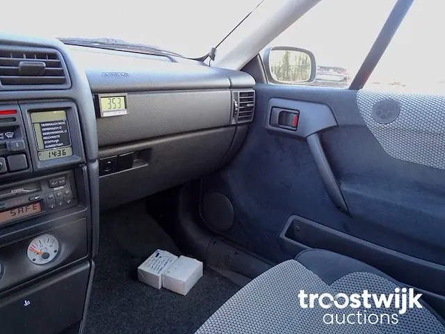 Opel calibra 2.0i - afbeelding 19 van  38