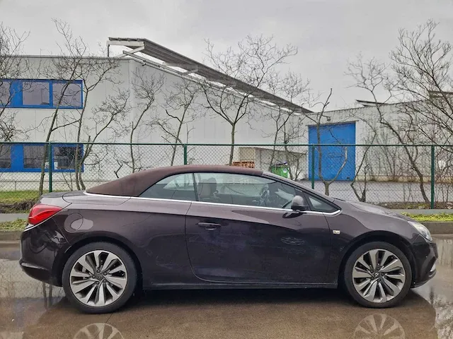 Opel cascada cabrio 2.0d, 2013 - afbeelding 24 van  28