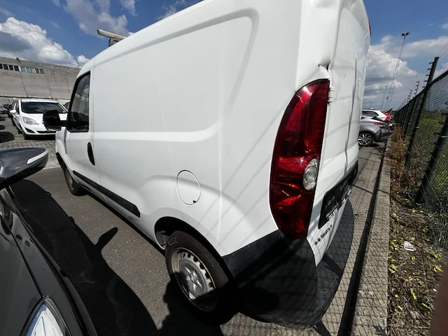 Opel combo 2000 cargo swb 1.3 cdti l1h1 (eu5) 90, 2015 - afbeelding 31 van  34