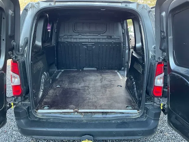 Opel combo bedrijfswagen - afbeelding 15 van  25