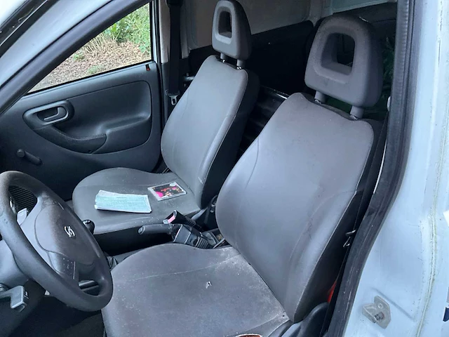 Opel combo personenauto - afbeelding 15 van  27