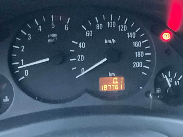 Opel combo personenauto - afbeelding 18 van  27