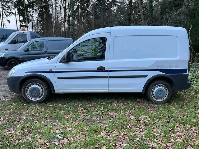 Opel combo personenauto - afbeelding 8 van  27