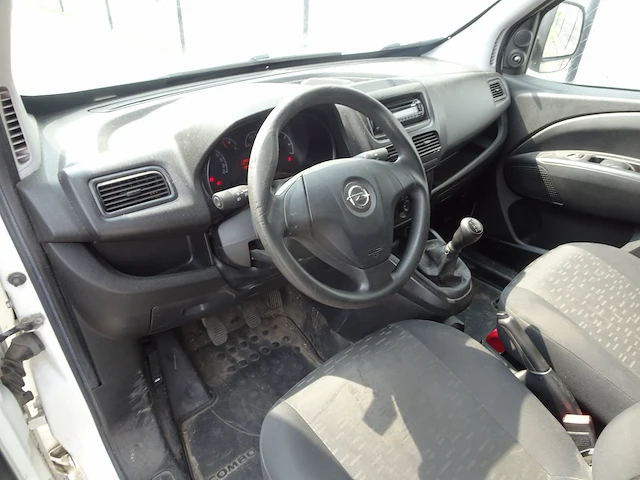 Opel combo - afbeelding 5 van  9