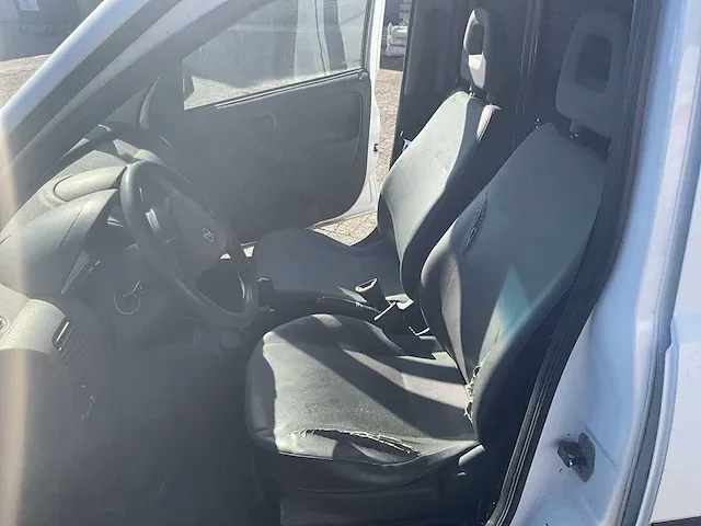 Opel combo - afbeelding 10 van  40