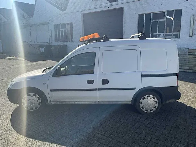 Opel combo - afbeelding 12 van  40