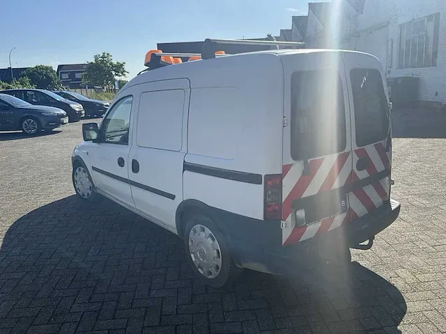 Opel combo - afbeelding 23 van  40