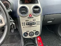 Opel corsa - 2007 - afbeelding 9 van  28