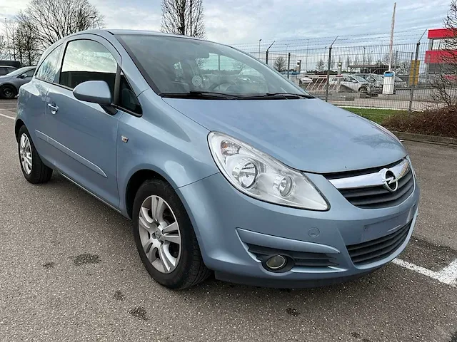 Opel corsa - 2007 - afbeelding 26 van  28