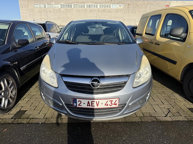 Opel corsa 1.0i essentia,2010 - afbeelding 12 van  26