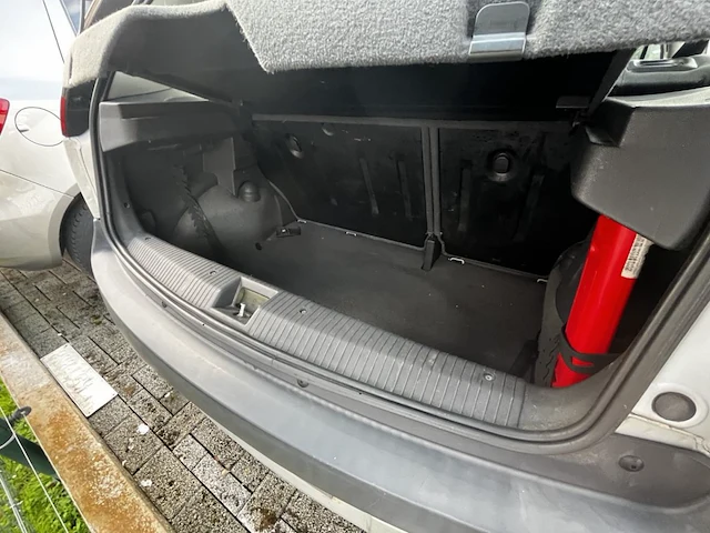 Opel corsa 1.0i xep 12v essentia 60,2002 - afbeelding 11 van  39