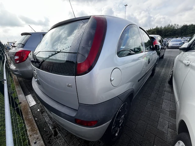 Opel corsa 1.0i xep 12v essentia 60,2002 - afbeelding 23 van  39