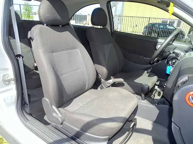 Opel corsa 1.2 twinport automatic - afbeelding 13 van  49