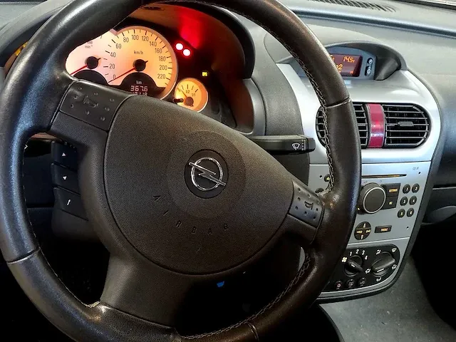 Opel corsa 1.2 twinport automatic - afbeelding 41 van  49