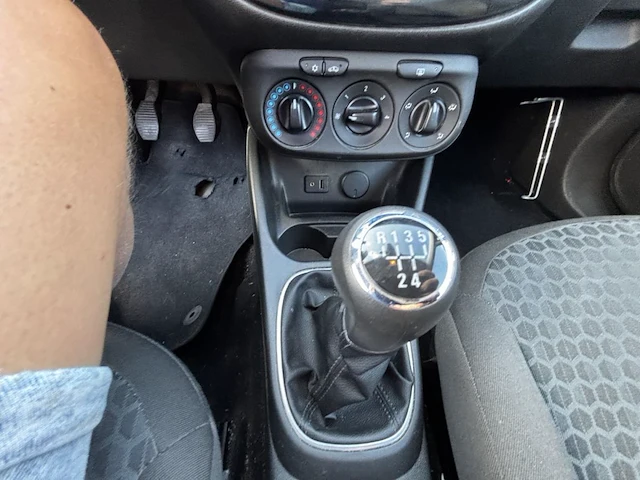 Opel corsa 1.2i essentia 70,2016 - afbeelding 5 van  27