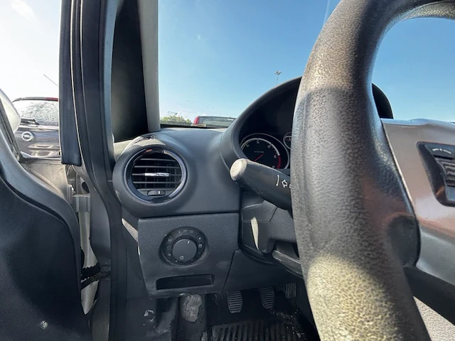 Opel corsa 1.2i essentia 80, 2008 - afbeelding 4 van  31