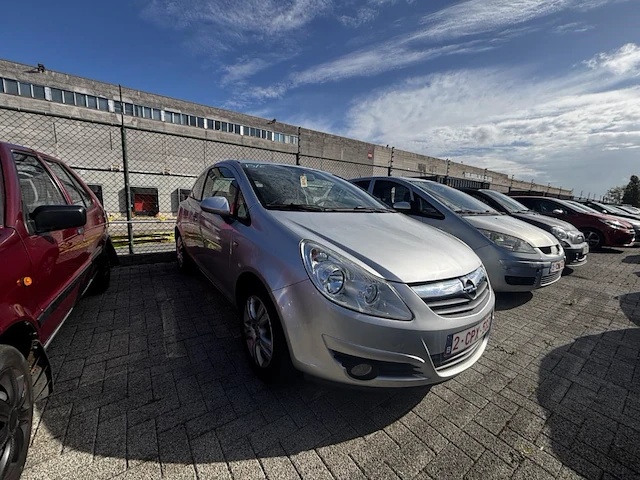 Opel corsa 1.2i essentia 80, 2008 - afbeelding 23 van  31