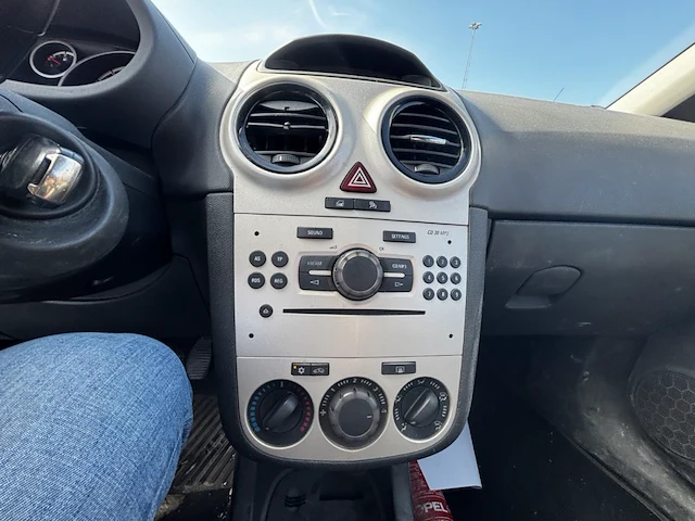 Opel corsa 1.2i essentia 80, 2008 - afbeelding 30 van  31