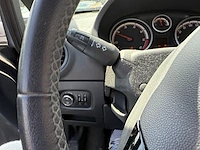 Opel corsa 1.3 cdti ecoflex essentia start/stop dpf 95, 2010 - afbeelding 6 van  25