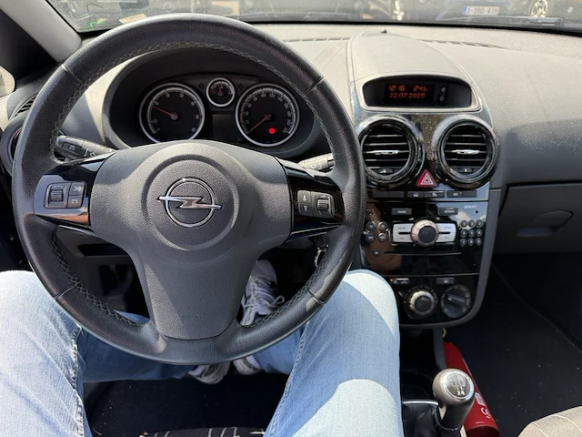 Opel corsa 1.3 cdti ecoflex essentia start/stop dpf 95, 2010 - afbeelding 24 van  25