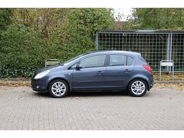 Opel corsa 1.4 benzine 90pk 2007 (marge) - afbeelding 1 van  1