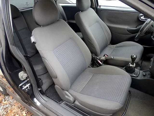 Opel corsa 1.7 dti 16v 'elegance' - afbeelding 10 van  45