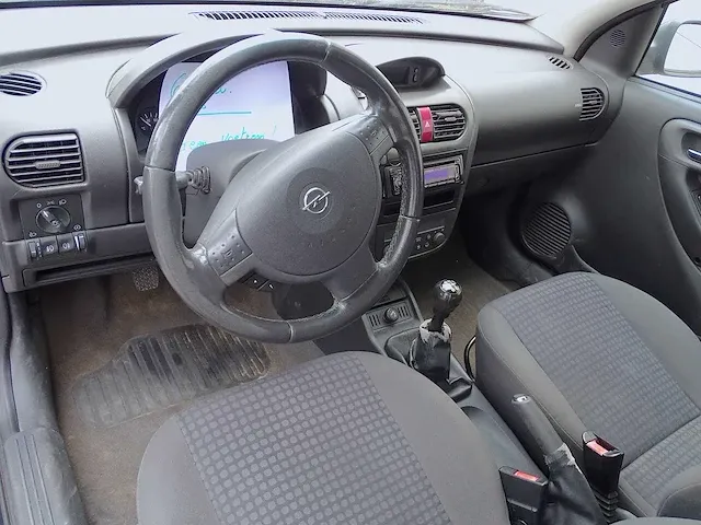 Opel corsa 1.7 dti 16v 'elegance' - afbeelding 20 van  45