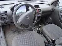 Opel corsa 1.7 dti 16v 'elegance' - afbeelding 20 van  45