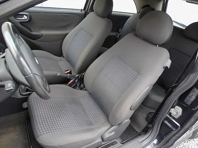 Opel corsa 1.7 dti 16v 'elegance' - afbeelding 21 van  45