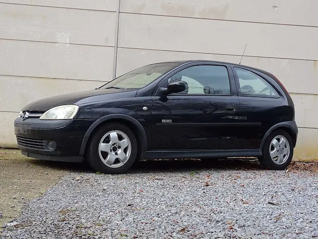 Opel corsa 1.7 dti 16v 'elegance' - afbeelding 12 van  45