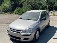 Opel corsa benzine - afbeelding 1 van  8