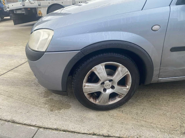 Opel corsa c, 2003 - afbeelding 2 van  25