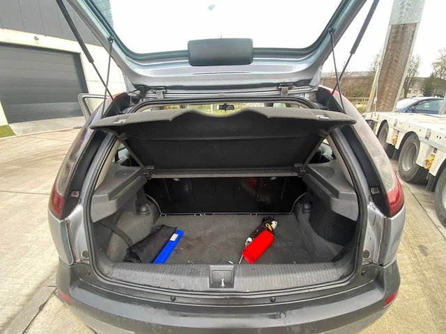 Opel corsa c, 2003 - afbeelding 22 van  25