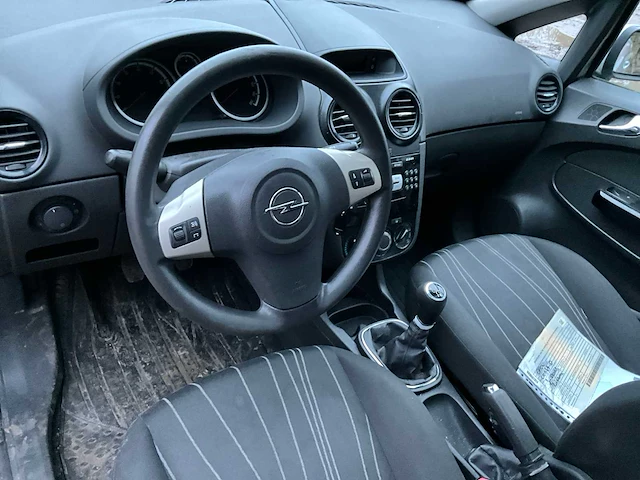 Opel corsa personenauto - afbeelding 15 van  28