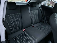 Opel corsa personenauto - afbeelding 25 van  28