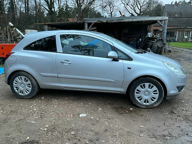 Opel corsa personenauto - afbeelding 4 van  28