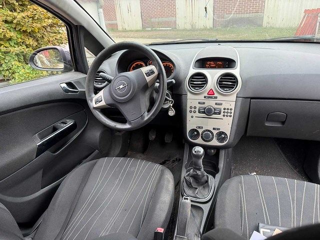 Opel corsa personenwagen 2008 - afbeelding 3 van  20