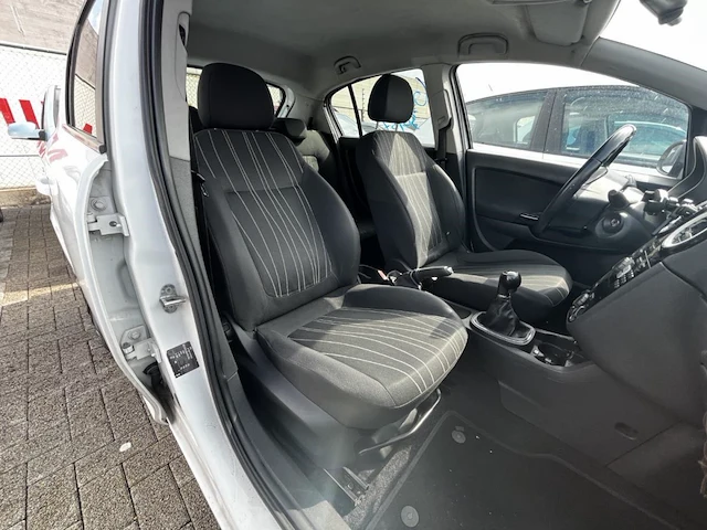 Opel corsa,2010 - afbeelding 14 van  26
