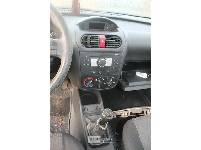 Opel corsa - afbeelding 13 van  16