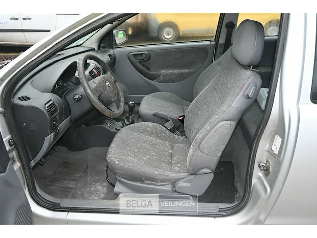 Opel corsa - afbeelding 10 van  19