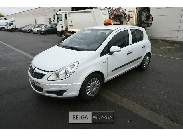 Opel corsa - afbeelding 1 van  27