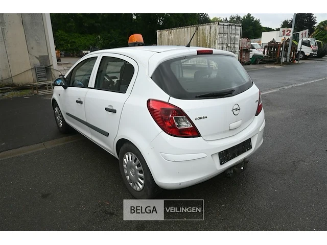 Opel corsa - afbeelding 18 van  27