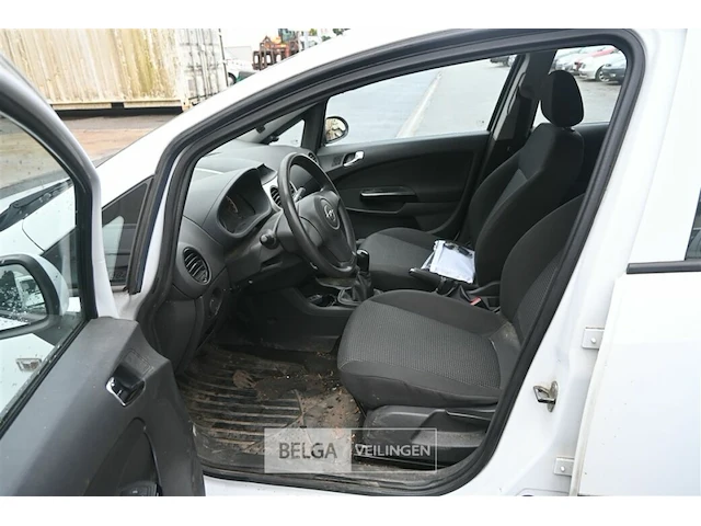 Opel corsa - afbeelding 25 van  27