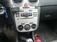 Opel corsa - afbeelding 26 van  27
