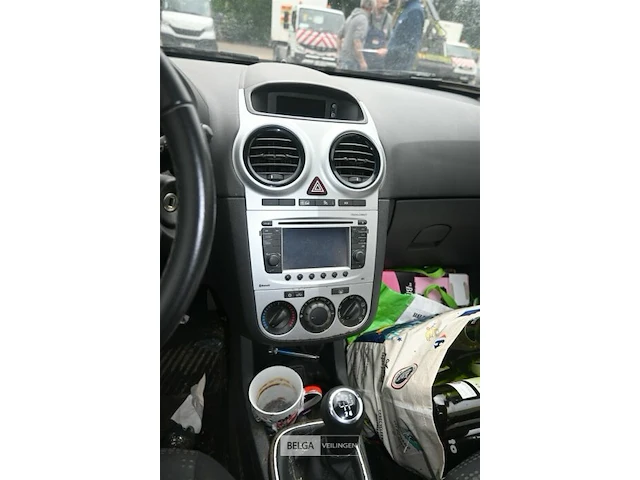 Opel corsa - afbeelding 10 van  10