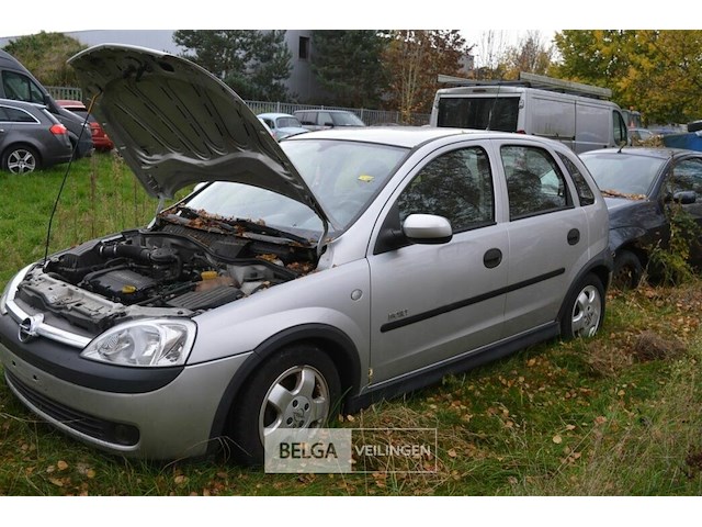 Opel corsa - afbeelding 12 van  24