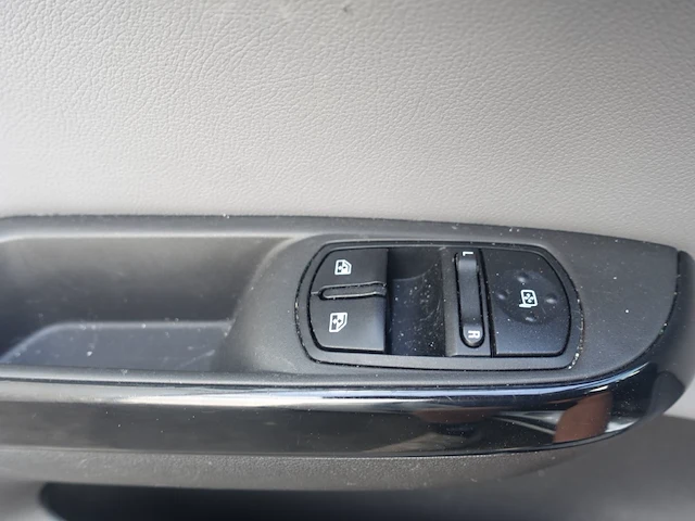 Opel corsa - afbeelding 6 van  14