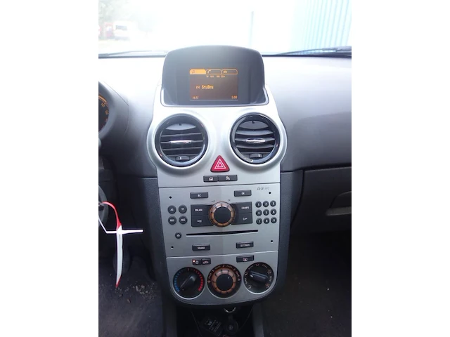 Opel corsa - afbeelding 4 van  19