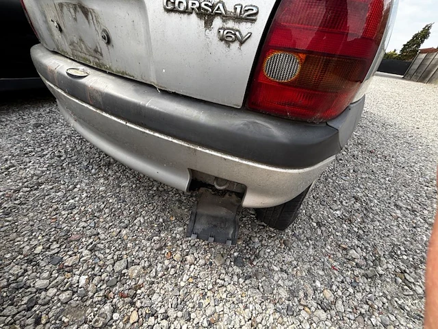 Opel corsa - afbeelding 9 van  17