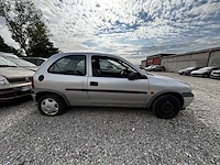 Opel corsa - afbeelding 12 van  17